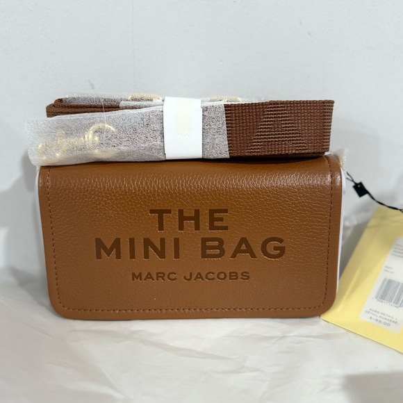 NWT Marc Jacobs The Mini Bag argan oil - Picture 1 of 6